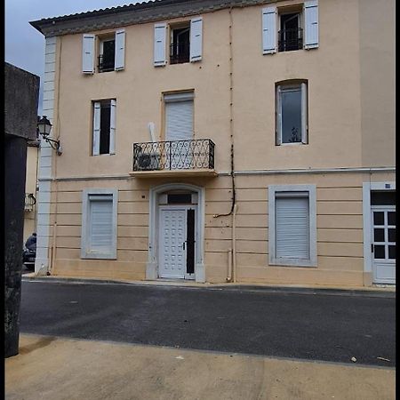 Tres Joli Appartement 2 Pieces, Centre-Ville Tuchan Bagian luar foto